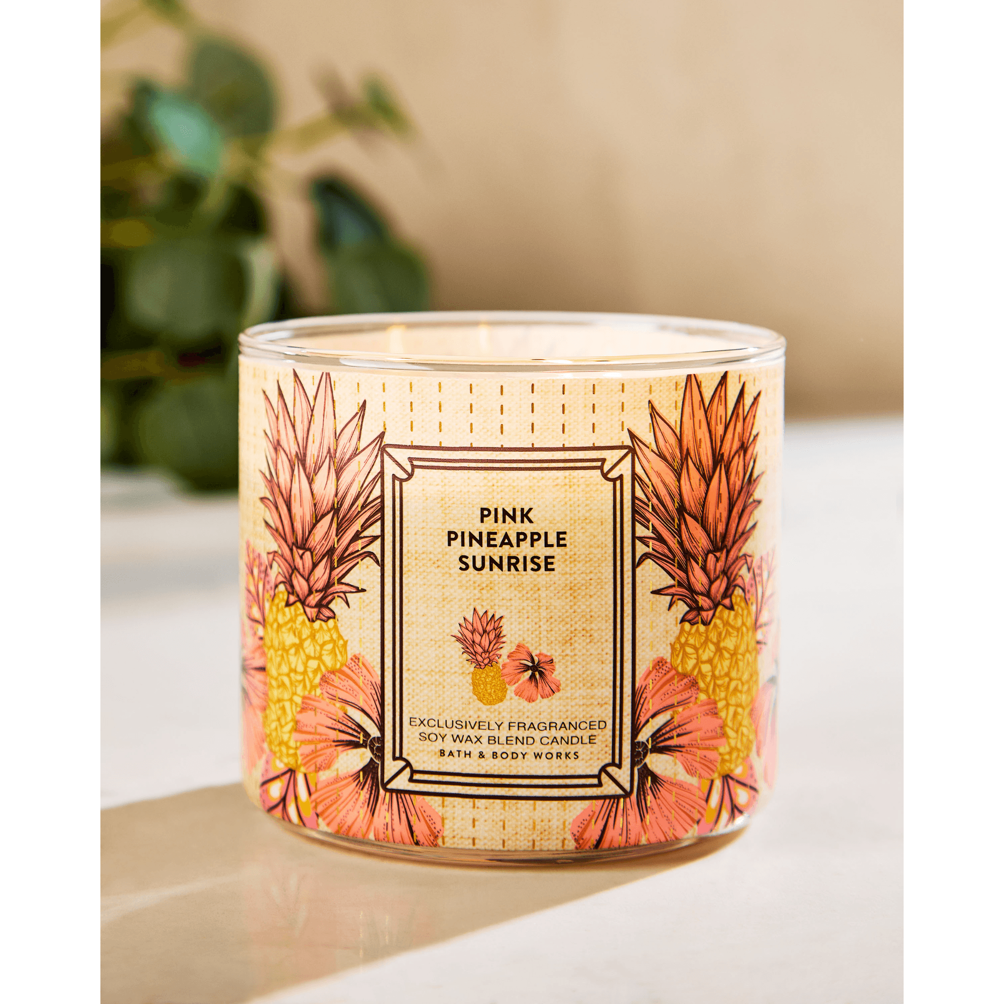Compre Vela Perfumada 3 Pavios Pink Pineapple Sunrise 411g com