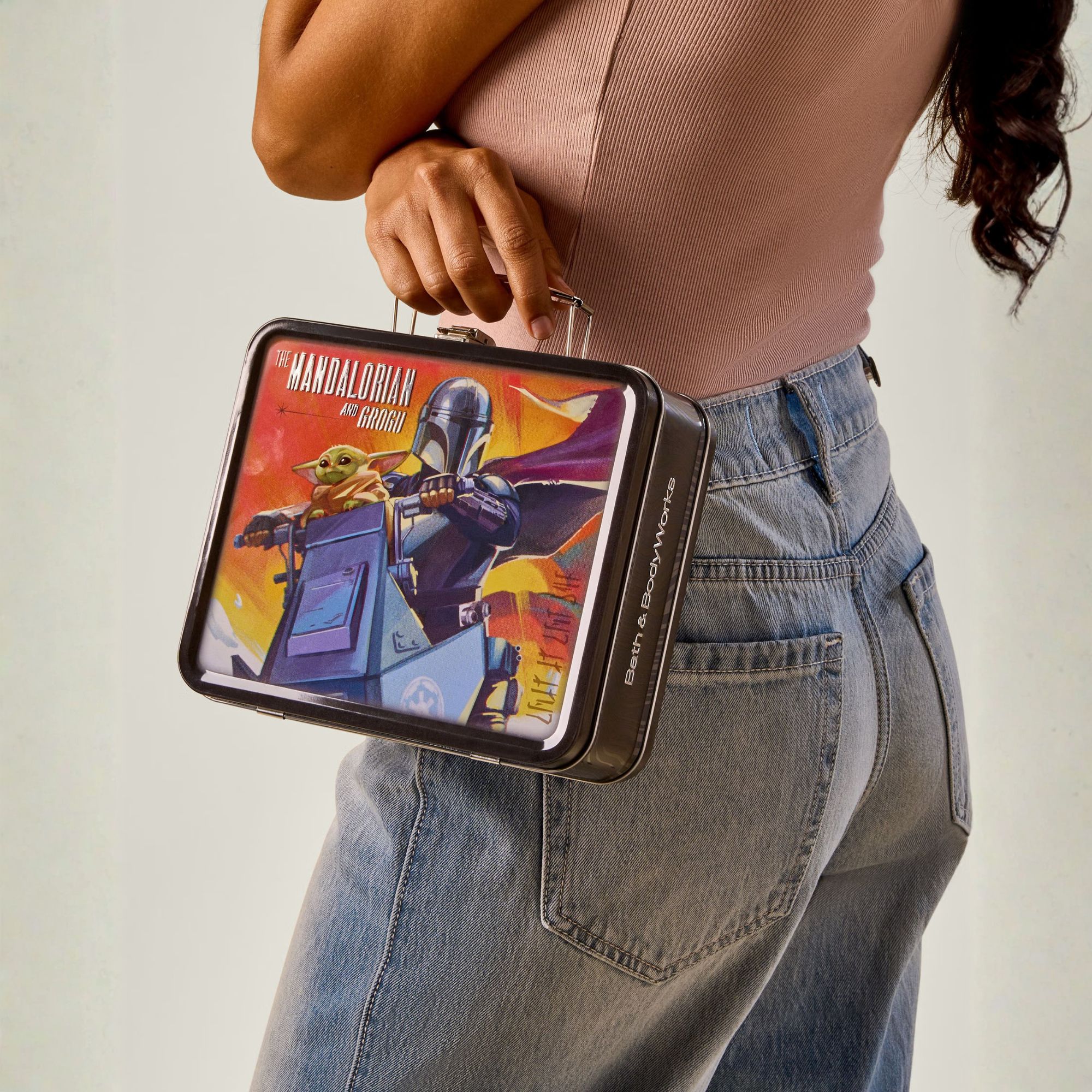 Compre Maleta Metálica The Mandalorian - Coleção Star Wars com